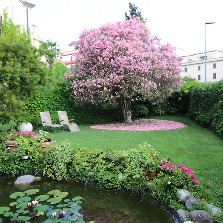 Ines Lido di Venezia