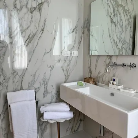 Ines 4* Venedig-Lido