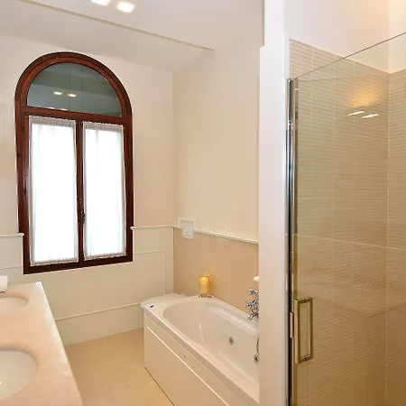 Bed and breakfast Ines 4*