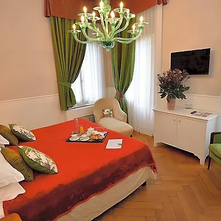 Ines 4* Lido de Venise